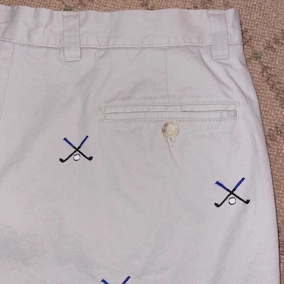 Berle stone khaki-style shorts embroidered golf clubs NWOT 38 - Picture 7 of 7